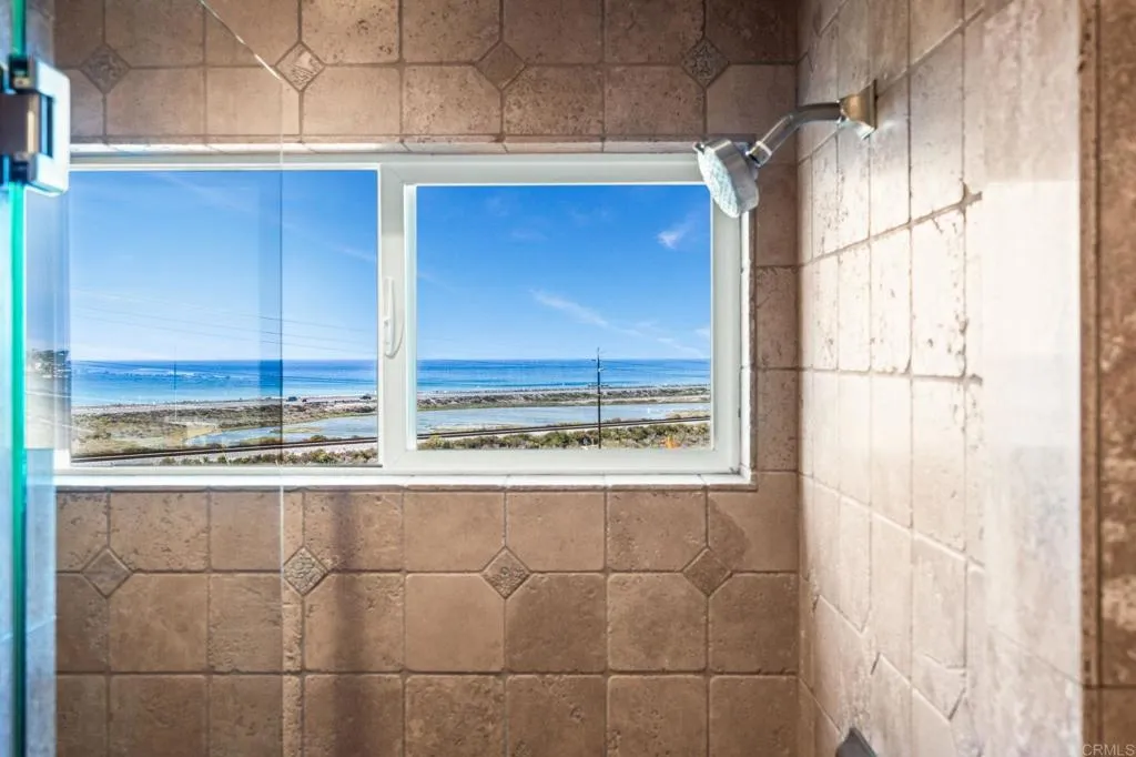 https://cdn.realtyfeed.com/cdn/127/307103169/a3b06e1a379bfa16af94f8933ed88154.webp