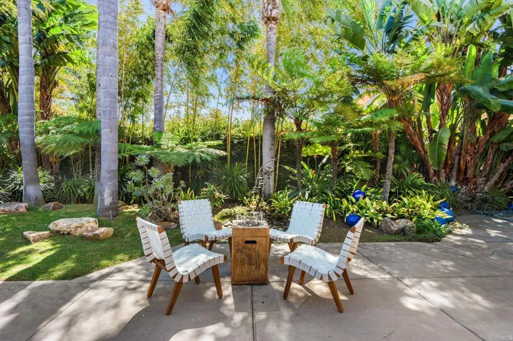 https://cdn.realtyfeed.com/cdn/127/307103169/b0f667d31b77e18a3f0537c28f5551b3.webp