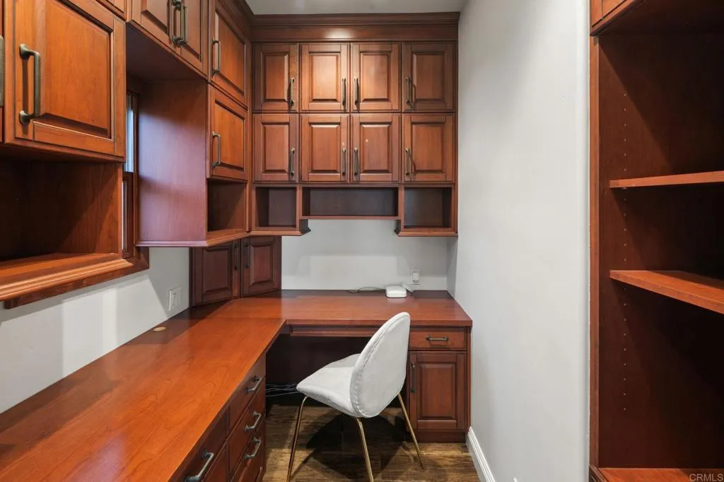https://cdn.realtyfeed.com/cdn/127/307103169/b9bb5cb4633664fcebaba54f50a909d4.webp