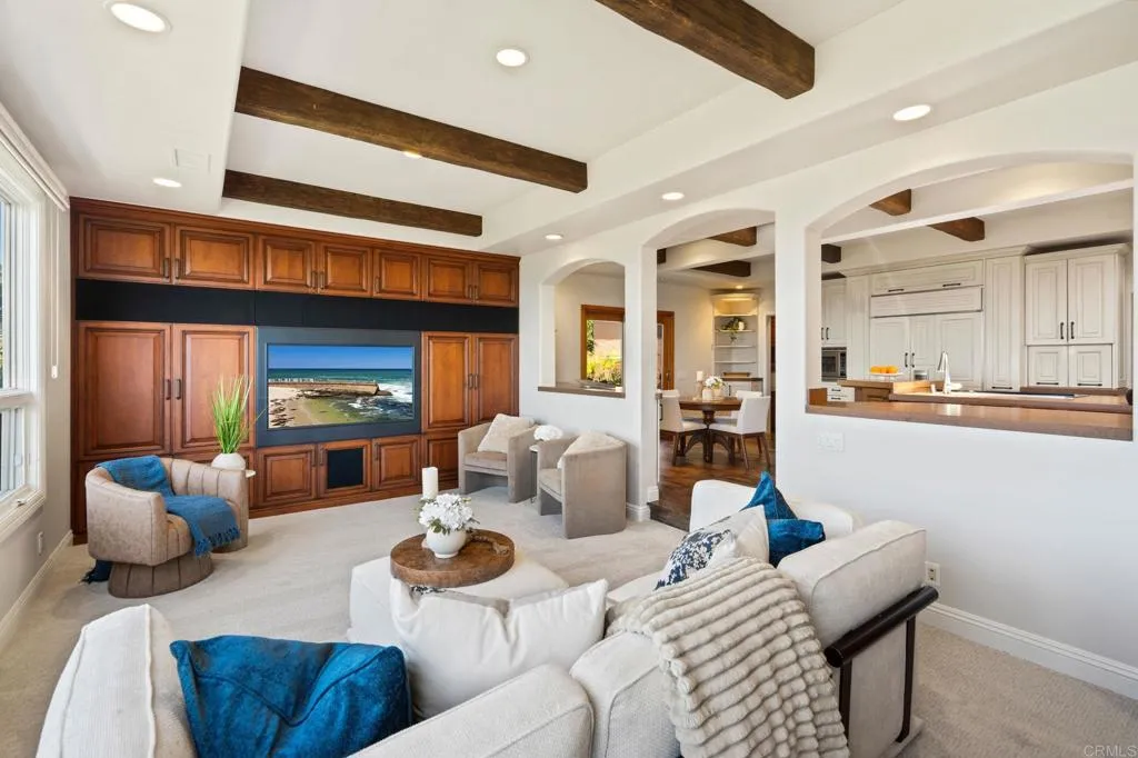 https://cdn.realtyfeed.com/cdn/127/307103169/d4991ca2337a9781e7a670e41a8547b0.webp