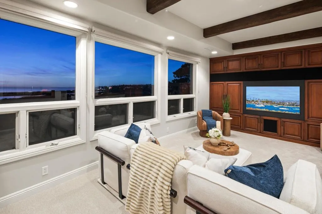 https://cdn.realtyfeed.com/cdn/127/307103169/d89cd5dee2997ed304029ec1c6505047.webp