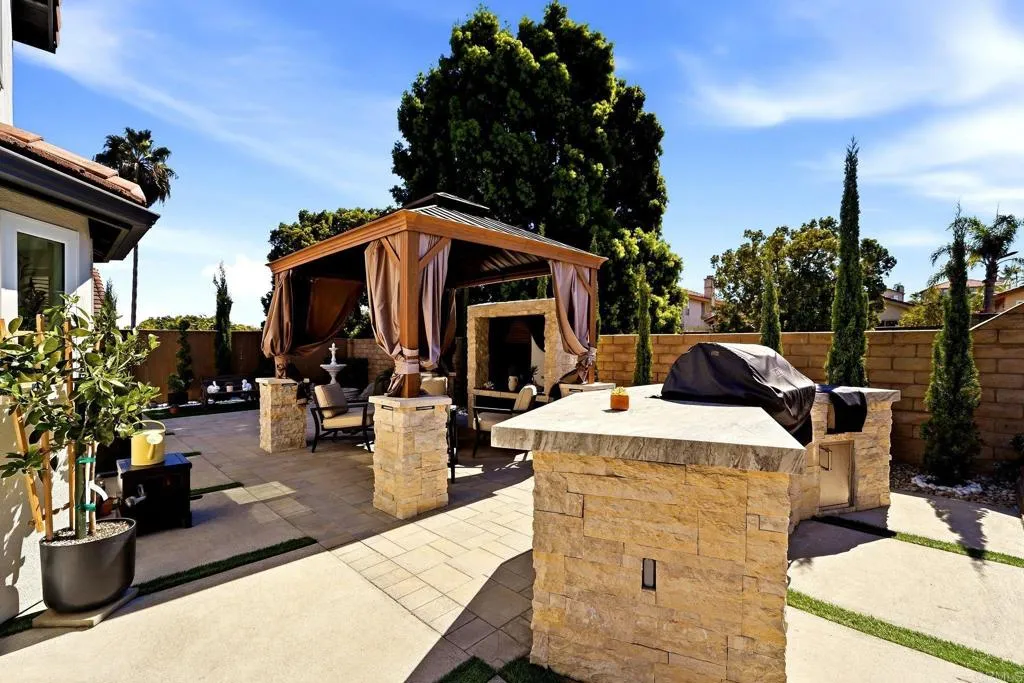 https://cdn.realtyfeed.com/cdn/127/307103255/2cb451d04f4eba12c78bf34ca137e497.webp