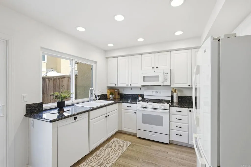 https://cdn.realtyfeed.com/cdn/127/307103263/0c5fe7b33cc53609096a6331b2a539ac.webp
