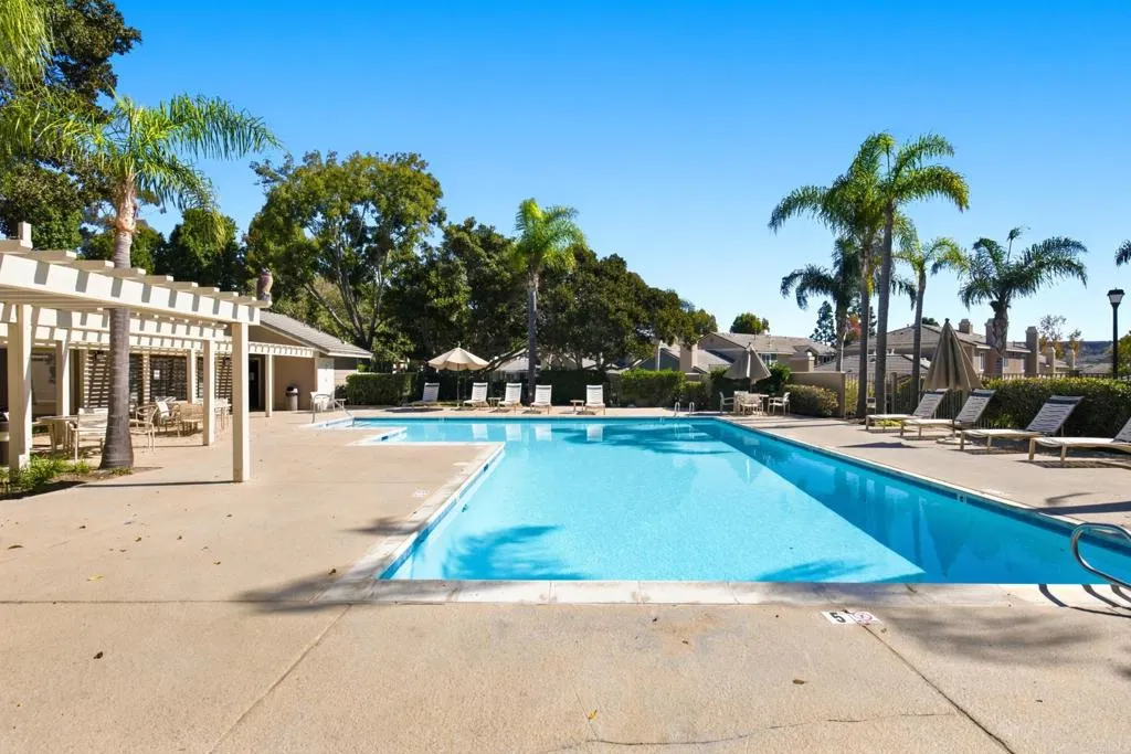 https://cdn.realtyfeed.com/cdn/127/307103263/37fc3c1cd360aedd39d49c1e2305f2fc.webp