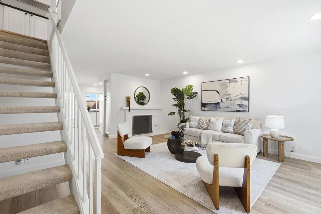 https://cdn.realtyfeed.com/cdn/127/307103263/ad7e9670e07aa129d28155e8ff401ab8.webp