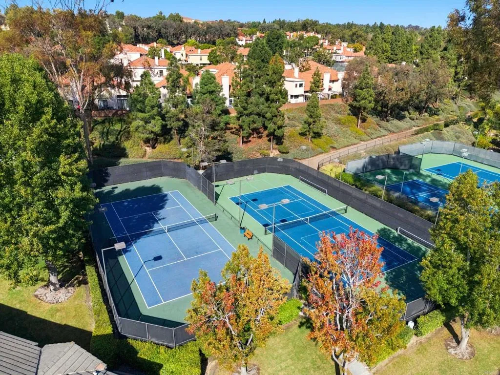 https://cdn.realtyfeed.com/cdn/127/307103263/db01653f363a7ce1933c0c31189bffe8.webp