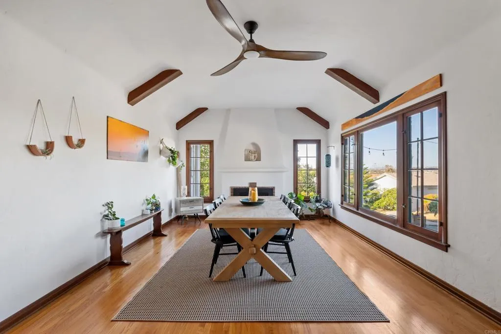 https://cdn.realtyfeed.com/cdn/127/307103265/16adc17b23d29ab68b873f3d47d030fc.webp