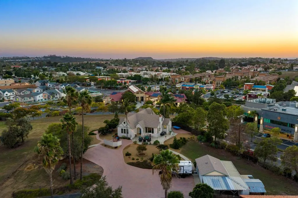 https://cdn.realtyfeed.com/cdn/127/307103265/2dcfe216bdcca3d0a543ca372094b4f0.webp