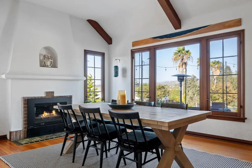 https://cdn.realtyfeed.com/cdn/127/307103265/602424e99198ae3d35505697b9ce1f6b.webp