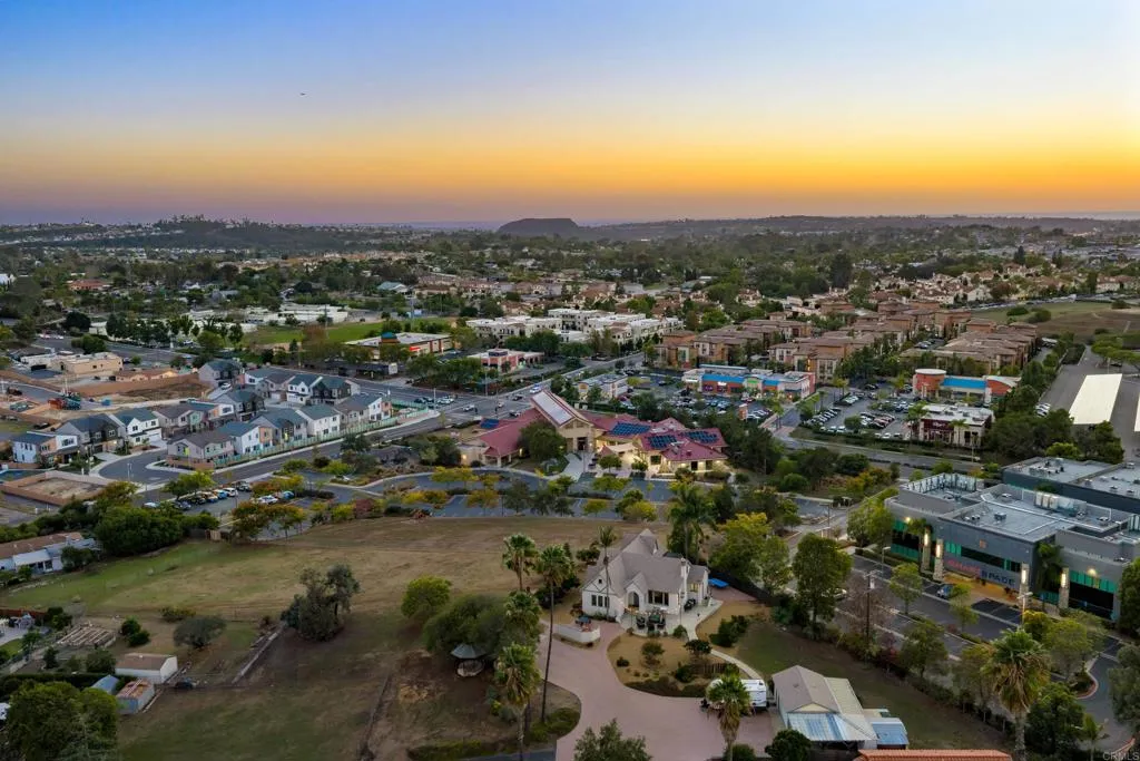 https://cdn.realtyfeed.com/cdn/127/307103265/dc060b2e3c8a44d4b77d3e89881a5ec3.webp