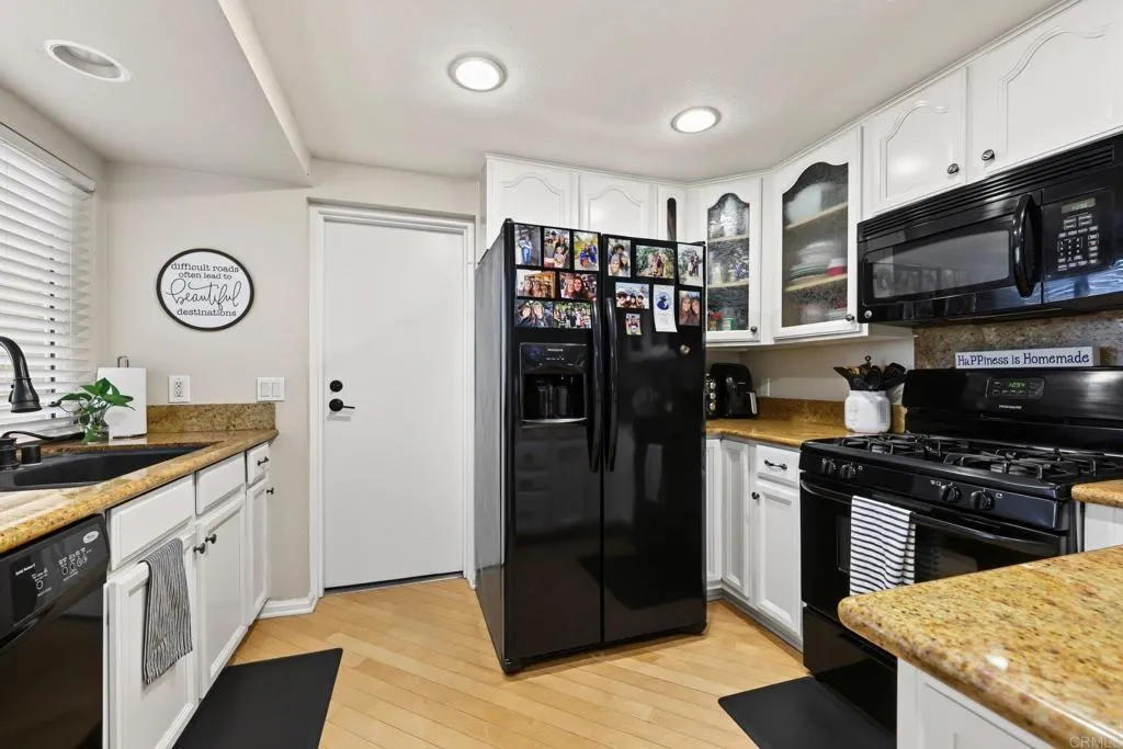 https://cdn.realtyfeed.com/cdn/127/307103274/2484a4d0b9fa0a39ba186e1c42b83b3d.webp