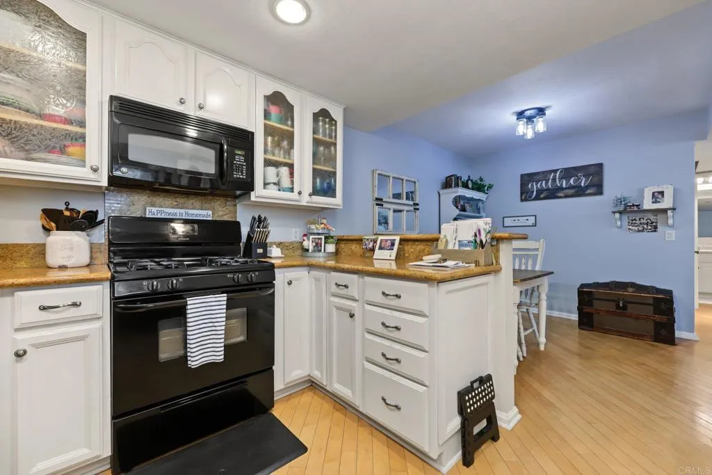 https://cdn.realtyfeed.com/cdn/127/307103274/b475afaa10f37c575256c73d3ff1b305.webp