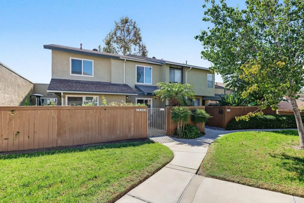 https://cdn.realtyfeed.com/cdn/127/307103274/bf94c80b9e3912aa3ac5ff86eb08869a.webp