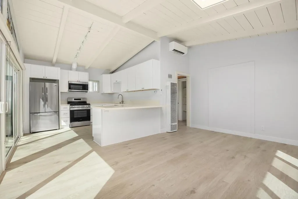 2251 Montgomery Avenue