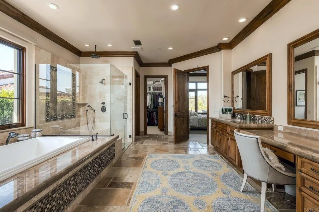 https://cdn.realtyfeed.com/cdn/127/307103322/08661a470ea9b56c79a1d19699226f7d.webp