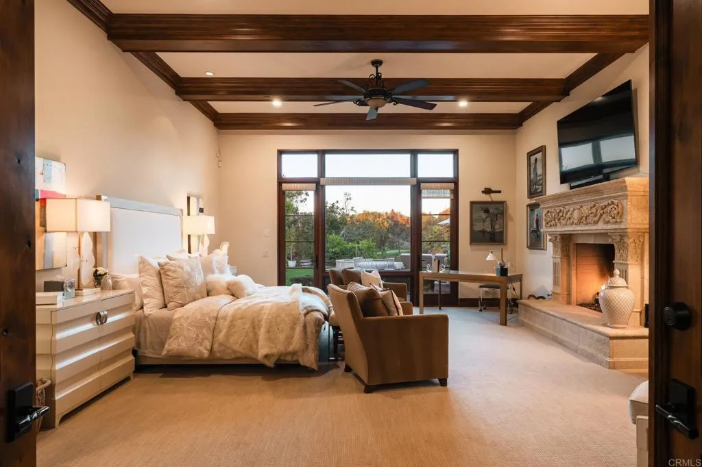 https://cdn.realtyfeed.com/cdn/127/307103322/f154b213ee2ebfb97a93b019d73fb539.webp