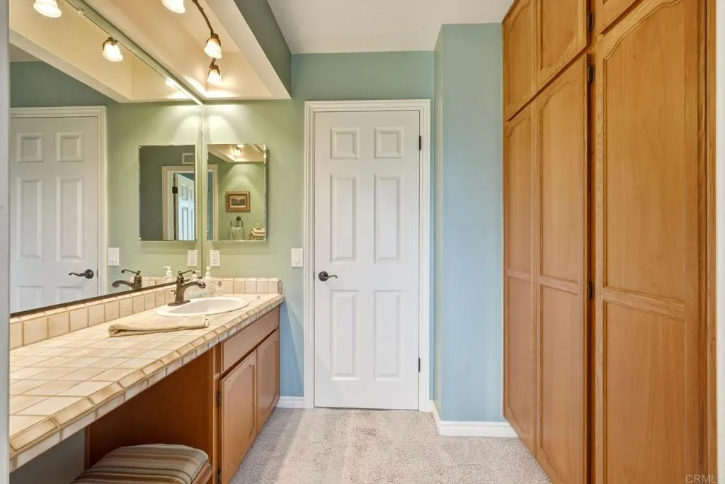 https://cdn.realtyfeed.com/cdn/127/307103344/276f5dcf89a9016fcb8839a96f26ce7a.webp