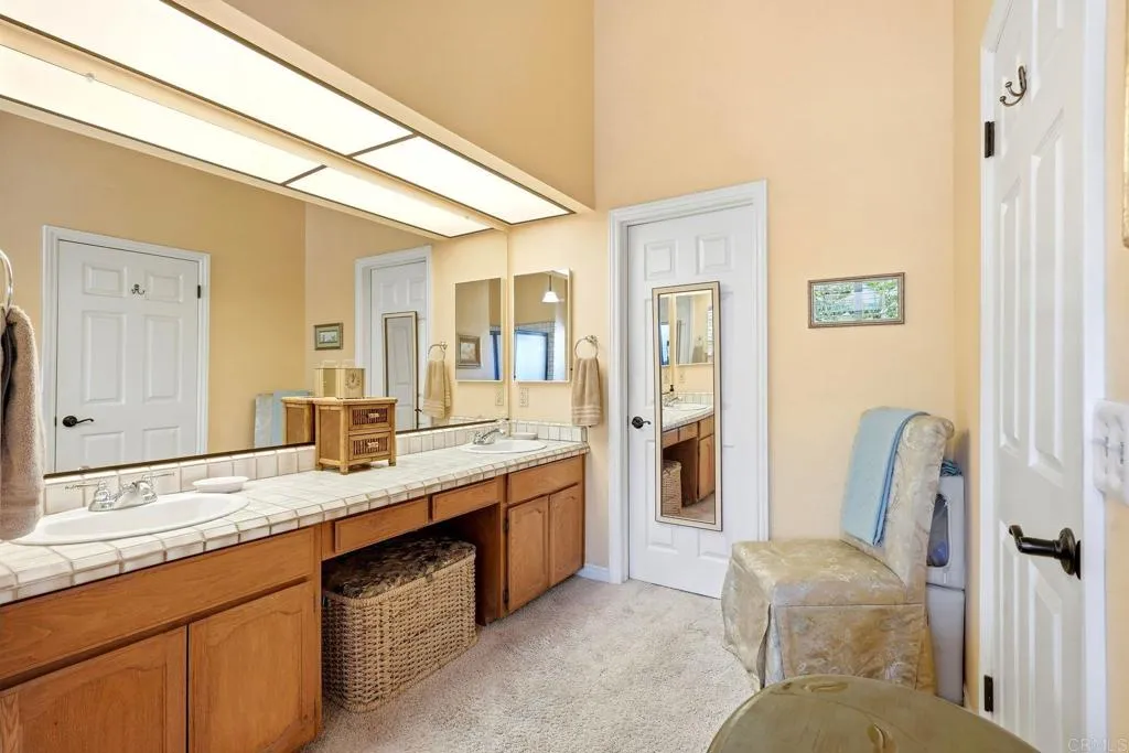 https://cdn.realtyfeed.com/cdn/127/307103344/30c8fc5c41ad8c8625665bae89bcbd53.webp