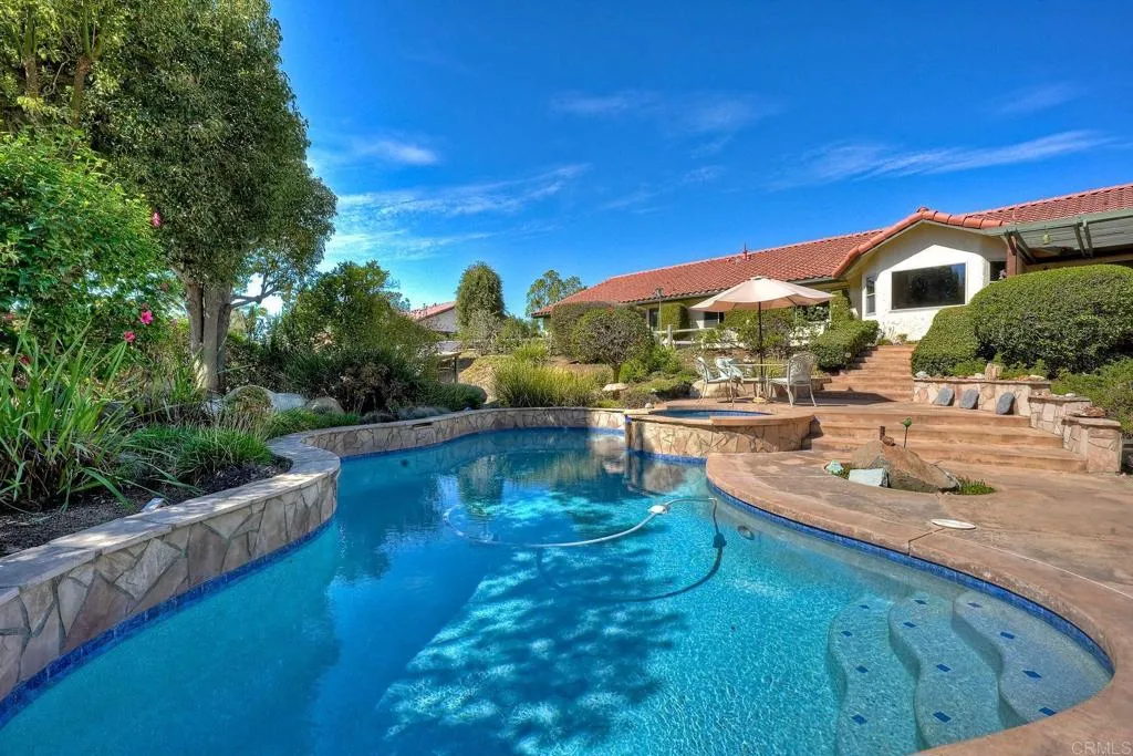 https://cdn.realtyfeed.com/cdn/127/307103344/461152a29bdccd8d3bbbf28585fe9369.webp