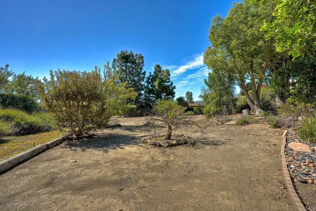 https://cdn.realtyfeed.com/cdn/127/307103344/7901a08d3ce3d0cc76ba12a9335f2bdd.webp