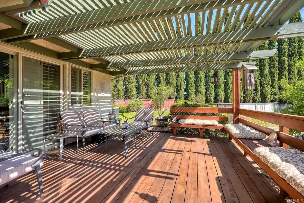 https://cdn.realtyfeed.com/cdn/127/307103344/ac5aa6abca3a141abdb0b9c1cc24f2fa.webp
