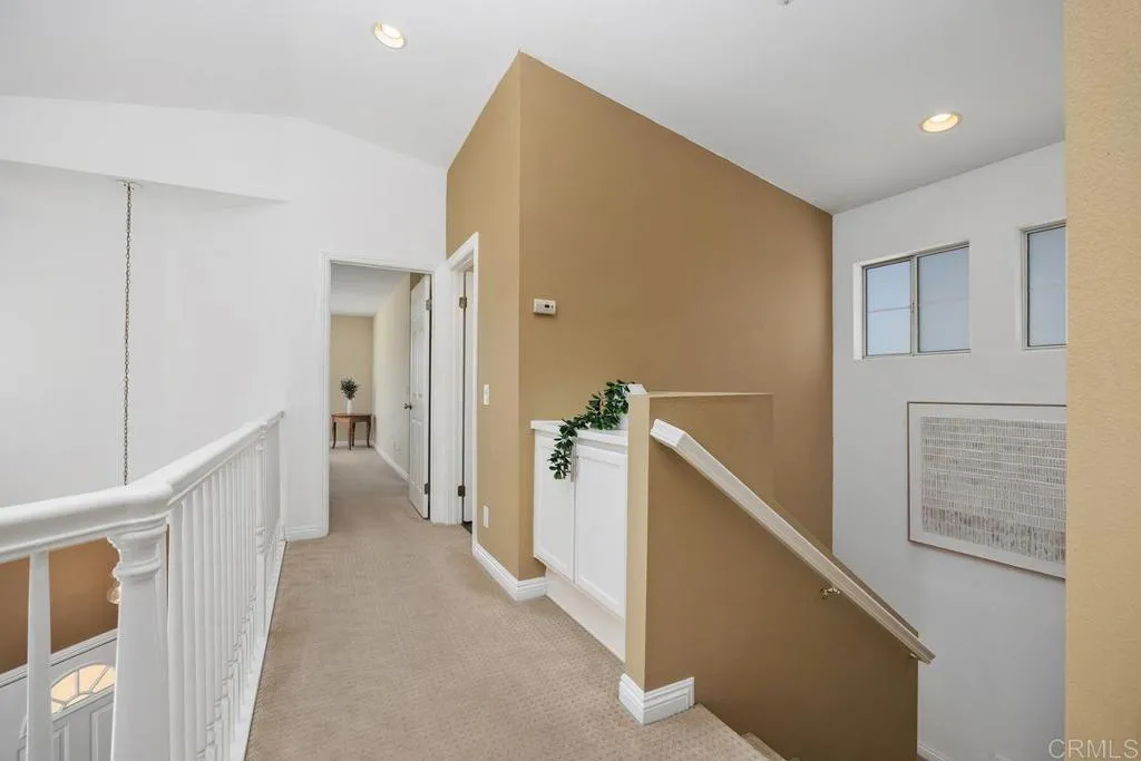 https://cdn.realtyfeed.com/cdn/127/307103401/3bbbdfc2eea98855e9f026ecedae84ba.webp
