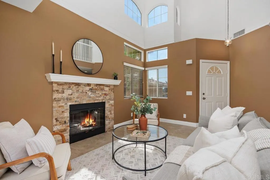 https://cdn.realtyfeed.com/cdn/127/307103401/471d92a27c9b01d3a2d8060752d72a42.webp