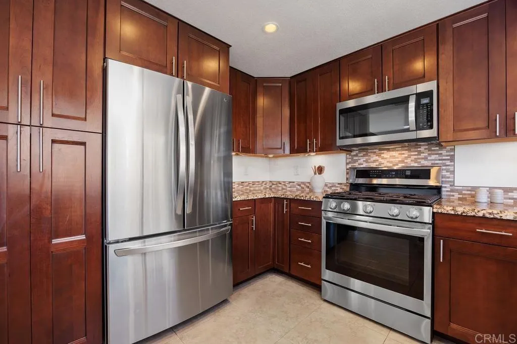 https://cdn.realtyfeed.com/cdn/127/307103401/969ebd22296784b1480e96c5f770a0cc.webp