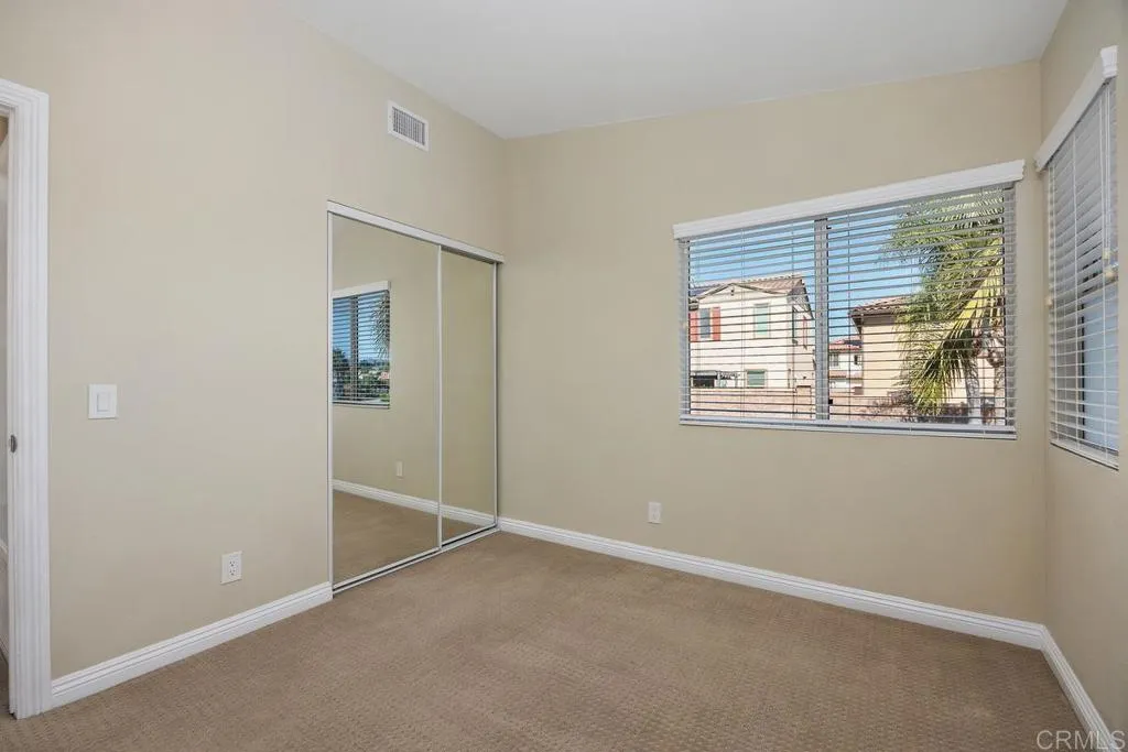 https://cdn.realtyfeed.com/cdn/127/307103401/a4186792c7b699a30236ae9e9b6aea02.webp