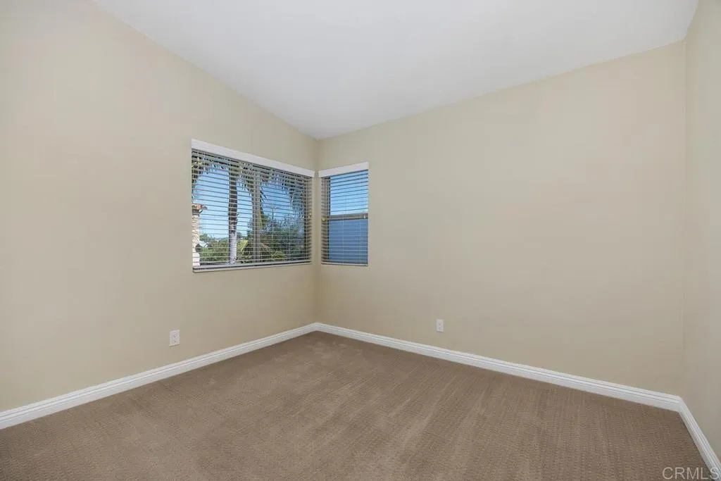 https://cdn.realtyfeed.com/cdn/127/307103401/c285353c2e9dd1718f765ec508935fde.webp