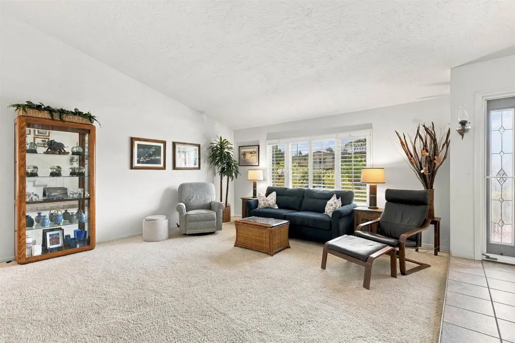 https://cdn.realtyfeed.com/cdn/127/307103441/2e9f91a2077f887950e09e96c0011106.webp