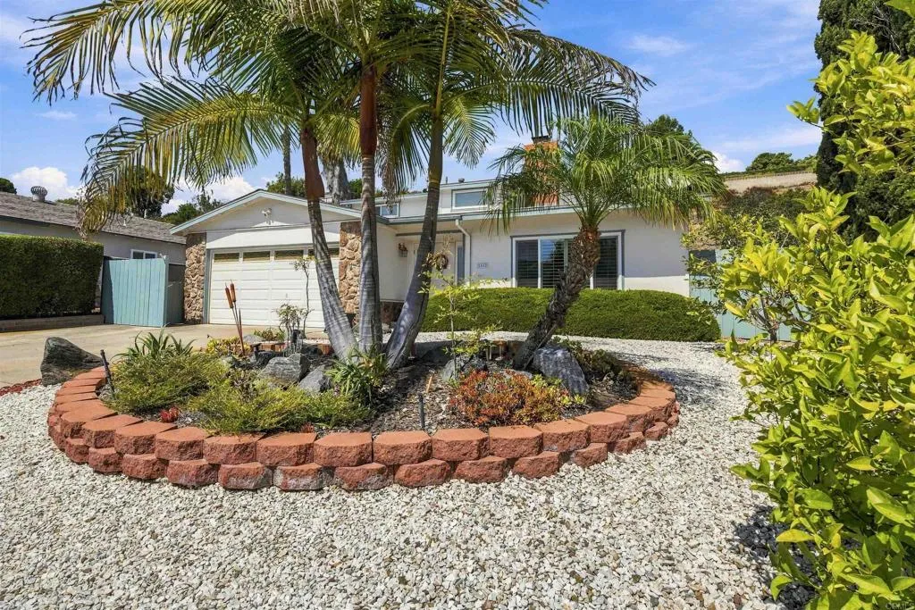 https://cdn.realtyfeed.com/cdn/127/307103441/6ac49e59a7ad6ec1d7105ba1d1c41375.webp