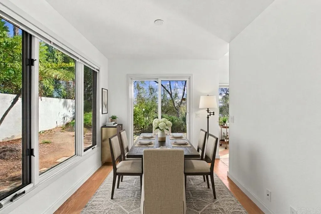4616 Rancho Reposo, Del Mar, CA 92014 Breakfast nook virtually staged