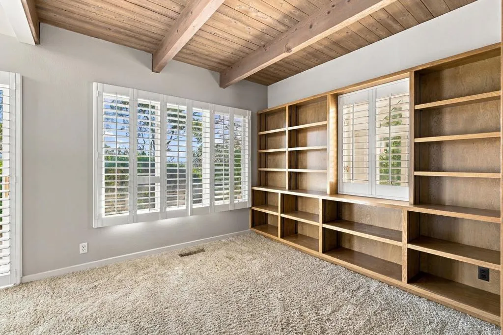 4616 Rancho Reposo, Del Mar, CA 92014 office den