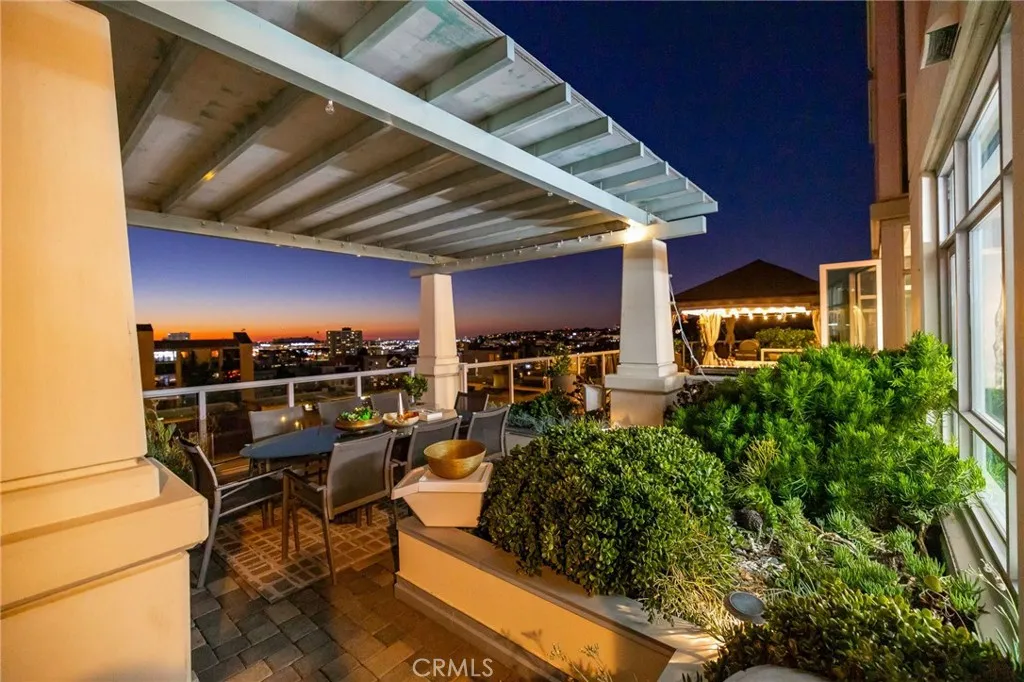 https://cdn.realtyfeed.com/cdn/127/307103454/2859ed1d5b435d647c1fcf838b72edd0.webp