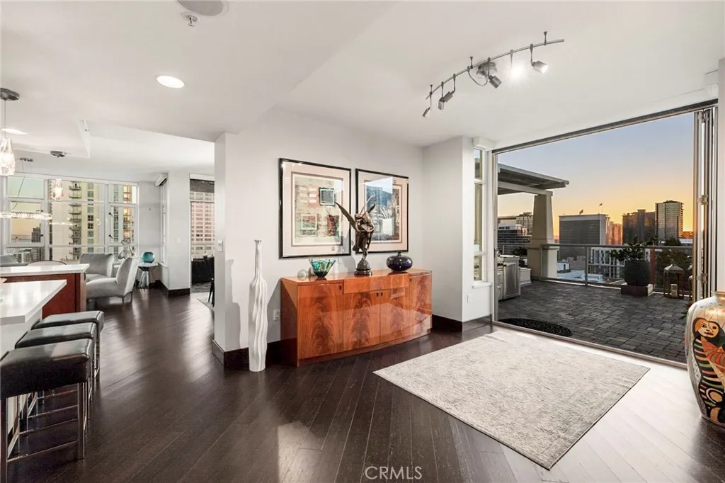 https://cdn.realtyfeed.com/cdn/127/307103454/5984f90ffbcc734b3be8b3f1506b09db.webp