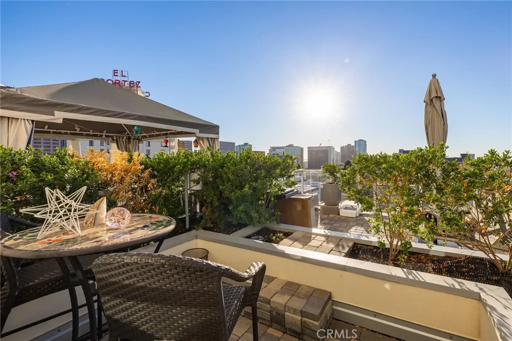 https://cdn.realtyfeed.com/cdn/127/307103454/97ac9d3757fe8bb402f65968c905571d.webp