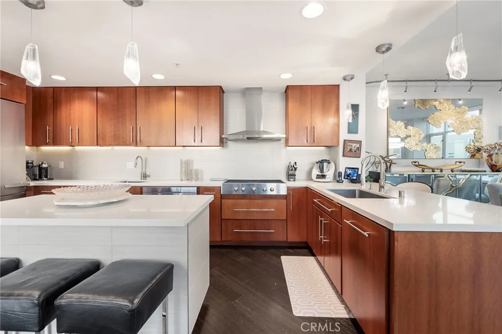 https://cdn.realtyfeed.com/cdn/127/307103454/ecb7741967adb75e9dc3e76437130081.webp