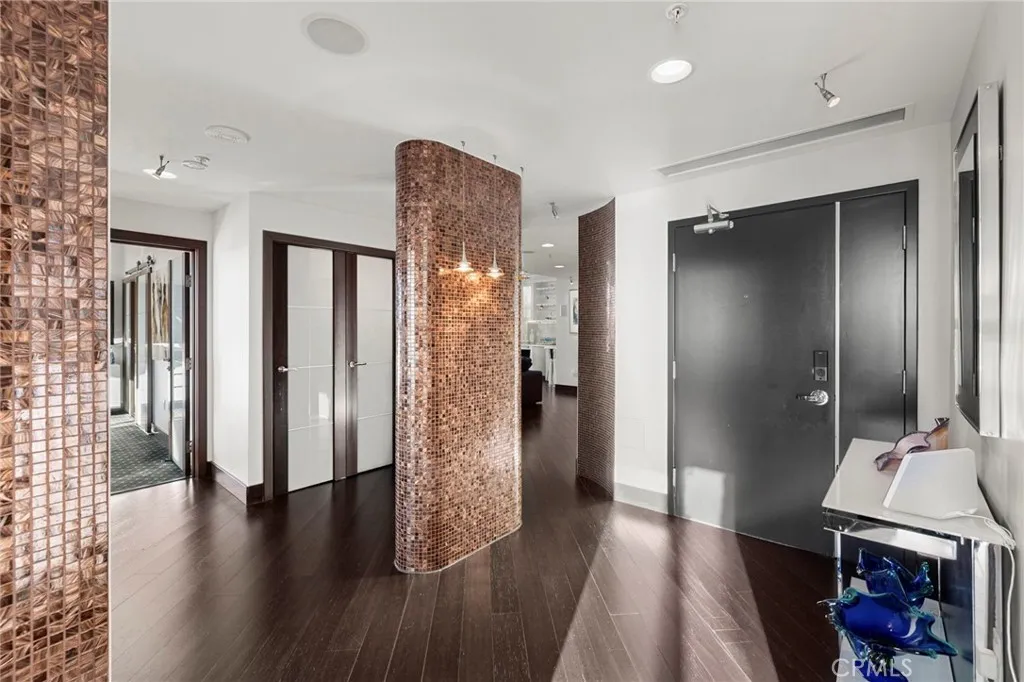 https://cdn.realtyfeed.com/cdn/127/307103454/f795c23db0ebe020bb7443ac7a3e7375.webp