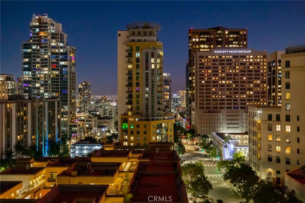 https://cdn.realtyfeed.com/cdn/127/307103454/fa4913639aba2aad1213bc702bdc6c25.webp