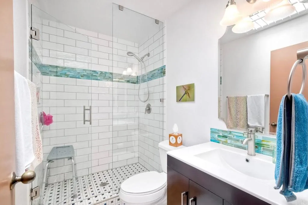 https://cdn.realtyfeed.com/cdn/127/307103463/42d95acf7992c4e0394c0e98fffce92e.webp