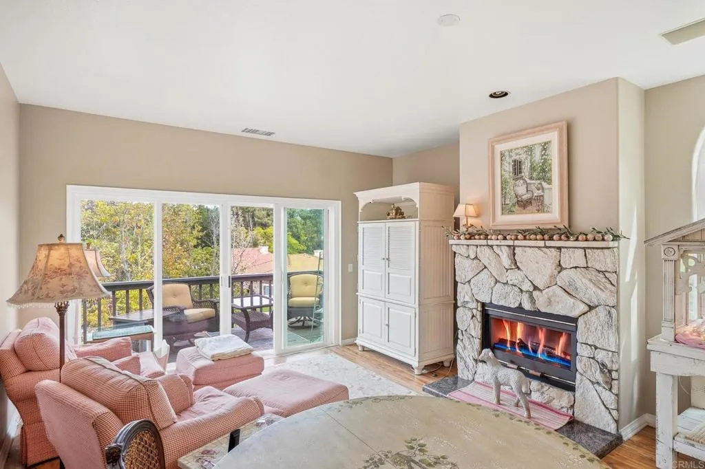 1883 Fox Bridge Court, Fallbrook, CA 92028 1883 Fox Bridge Court, Fallbrook, CA 92028