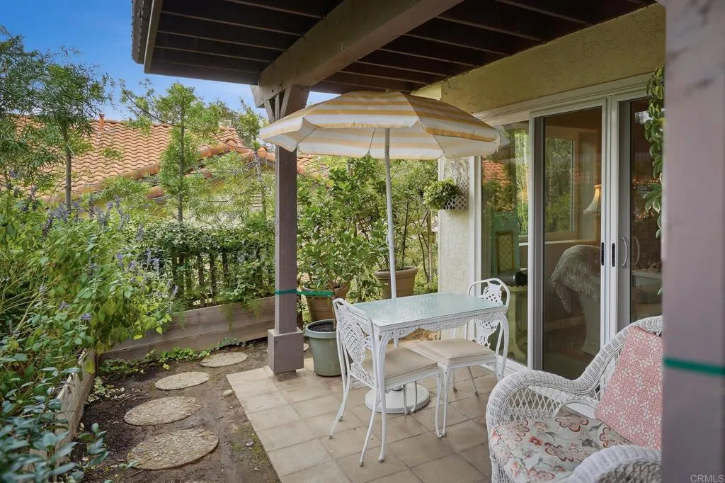 1883 Fox Bridge Court, Fallbrook, CA 92028 1883 Fox Bridge Court, Fallbrook, CA 92028