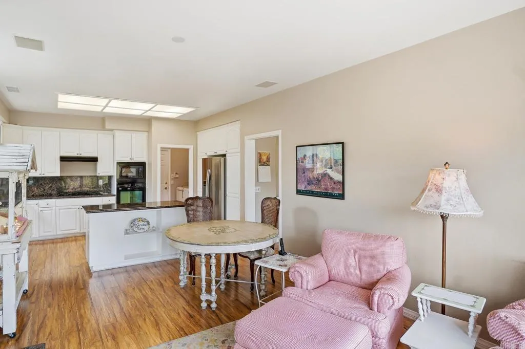 1883 Fox Bridge Court, Fallbrook, CA 92028 1883 Fox Bridge Court, Fallbrook, CA 92028