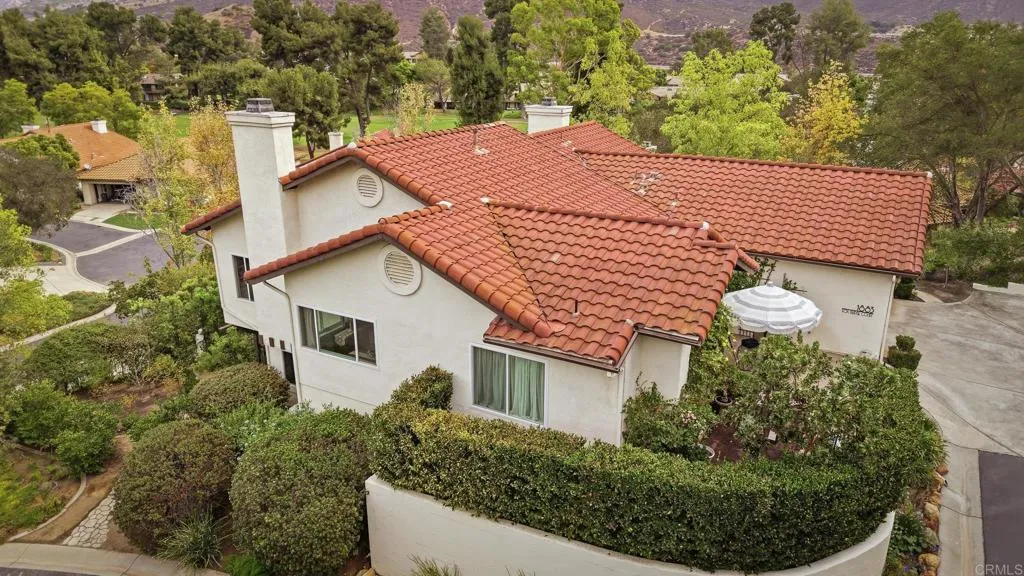 1883 Fox Bridge Court, Fallbrook, CA 92028 1883 Fox Bridge Court, Fallbrook, CA 92028