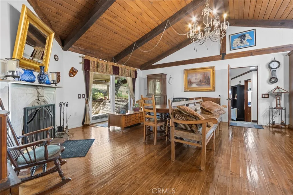 514 S Live Oak Park, Fallbrook, CA 92028 514 S Live Oak Park, Fallbrook, CA 92028