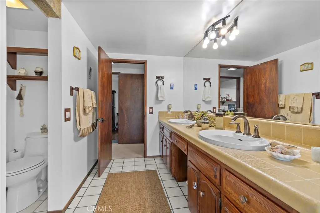 514 S Live Oak Park, Fallbrook, CA 92028 514 S Live Oak Park, Fallbrook, CA 92028
