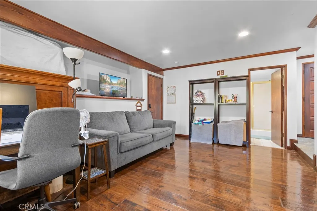 514 S Live Oak Park, Fallbrook, CA 92028 514 S Live Oak Park, Fallbrook, CA 92028