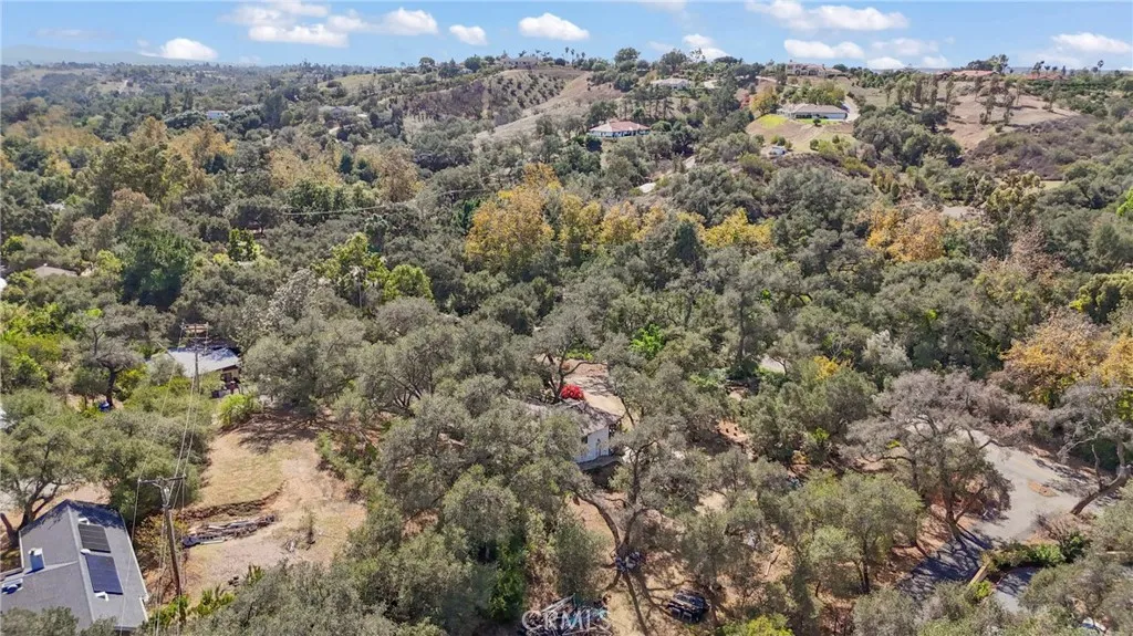 514 S Live Oak Park, Fallbrook, CA 92028 514 S Live Oak Park, Fallbrook, CA 92028