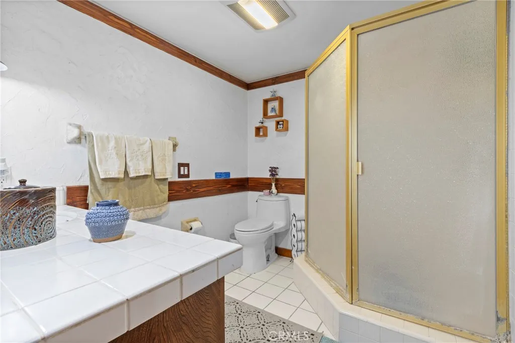 514 S Live Oak Park, Fallbrook, CA 92028 514 S Live Oak Park, Fallbrook, CA 92028